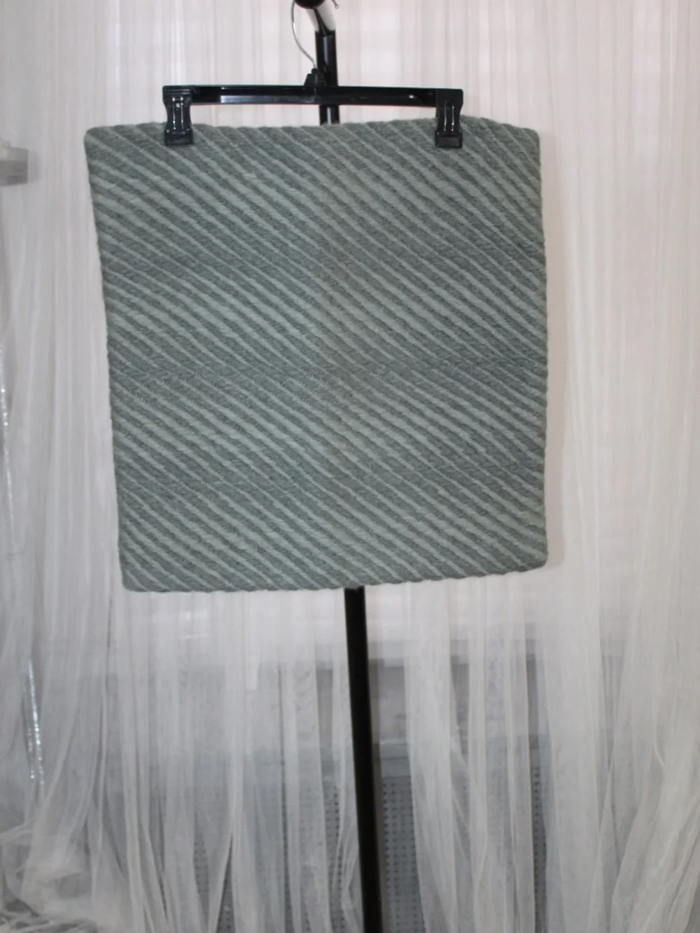 Williams Sonoma Diagonal Wool Blend Stripe Pillow Cover. Sz. 20